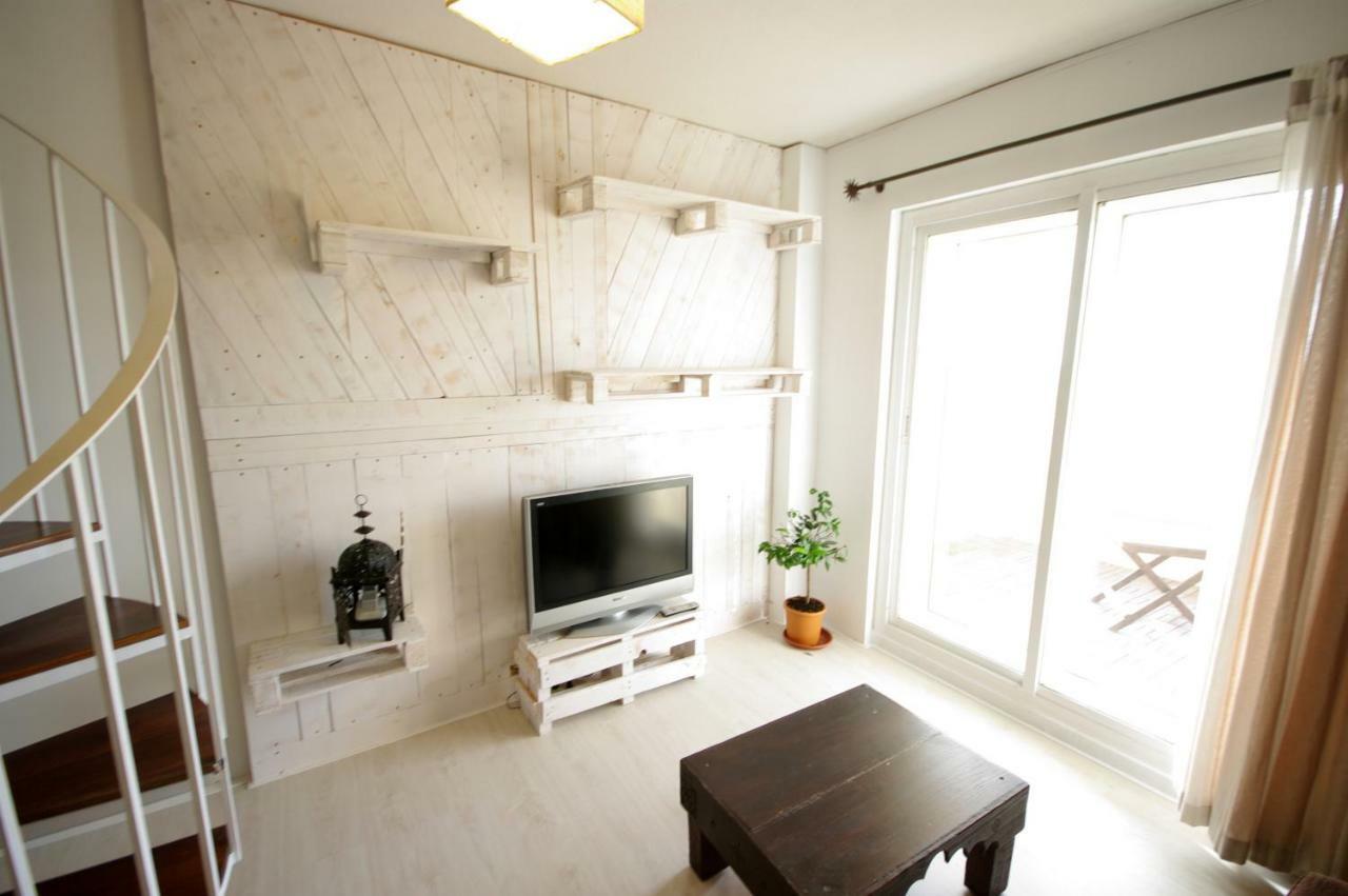 Livingtarifa Apartamento Nano Luaran gambar